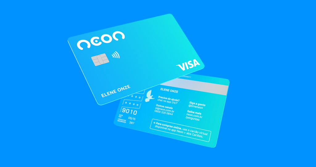 Cartão de crédito Neon em frente a fundo azul