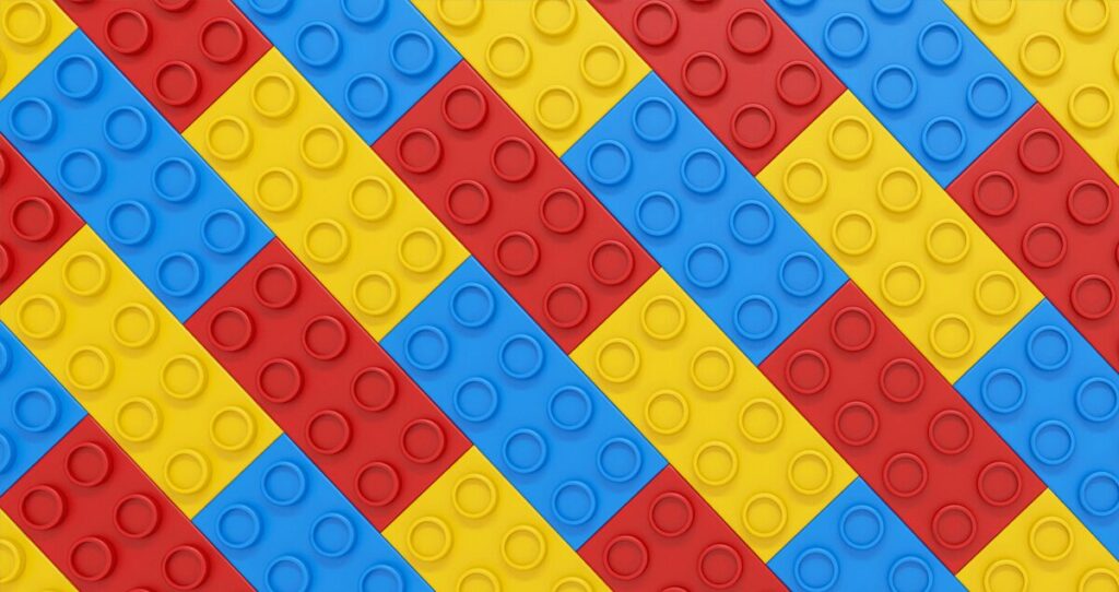 Peças de lego coloridas encaixadas